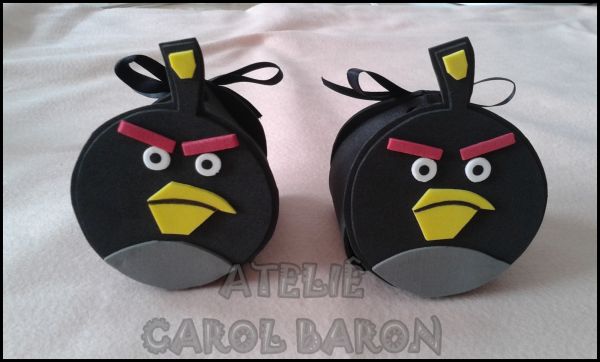 ANGRY BIRDS